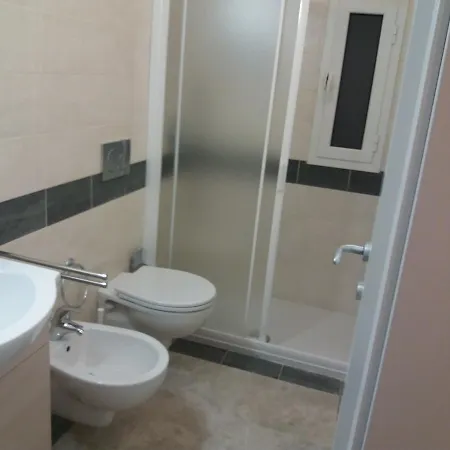 Del Mare Ligure Terme & Piscina A 37 Gradi Διαμέρισμα