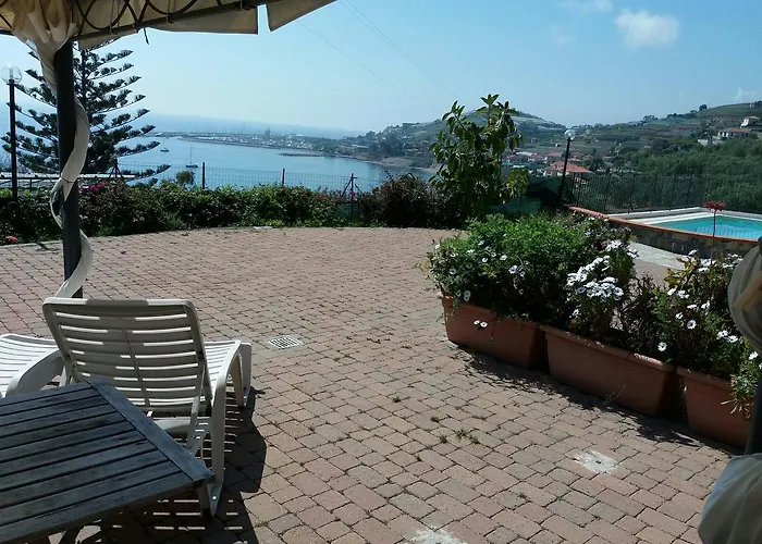 Lägenhet Del Mare Ligure Terme & Piscina A 37 Gradi