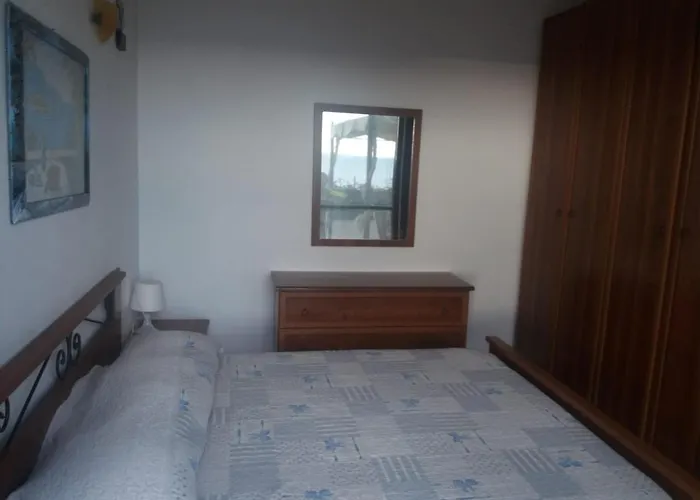 Del Mare Ligure Terme & Piscina A 37 Gradi Lägenhet Santo Stefano al Mare