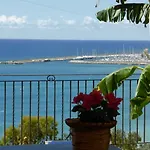 Apartamento Del Mare Ligure Terme & Piscina A 37 Gradi *