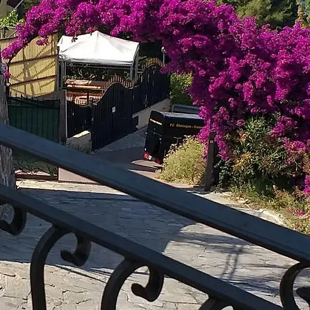 Del Mare Ligure Terme & Piscina A 37 Gradi Апартаменты *