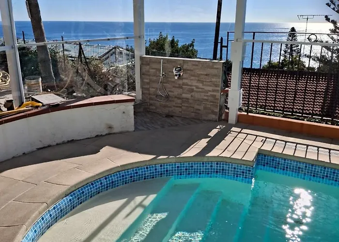 Del Mare Ligure Terme & Piscina A 37 Gradi